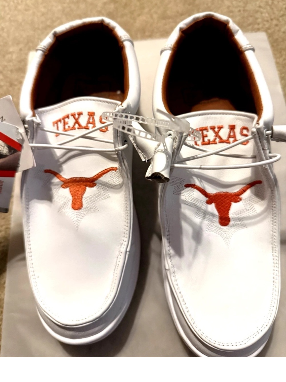 Vaccari University Texas Longhorns WHITE CASUAL SHOES WOMEN'S SIZE 7 NWT
